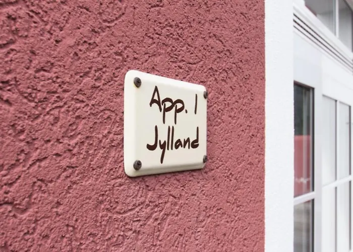 Jylland - Versteck Am Strom * Rostock