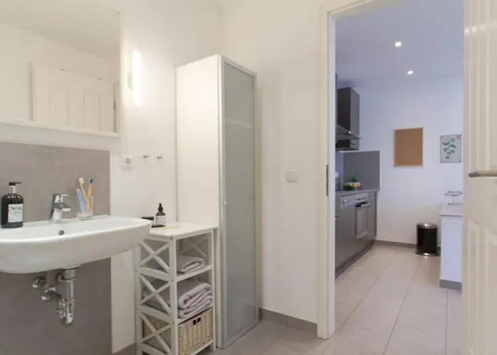 Jylland - Versteck Am Strom * Rostock